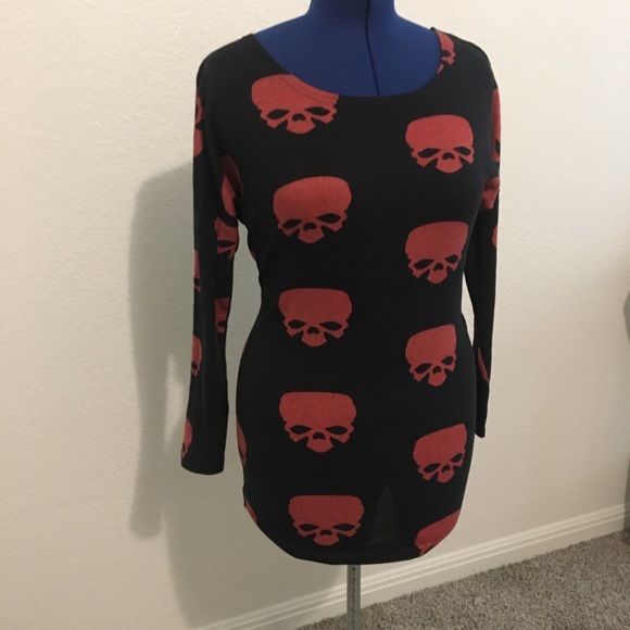 Skull Red And Black Long sleeve top - Picture 3 of 8